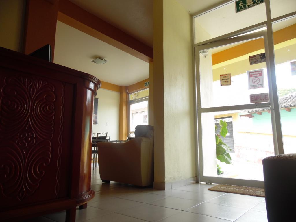 Hotel Renacimiento โกมิตัน เด โดมิงเกซ ภายนอก รูปภาพ